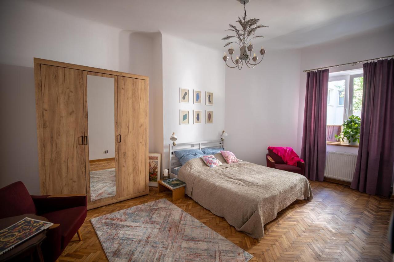 Warsaw Concierge Miedziana Apartment Luaran gambar