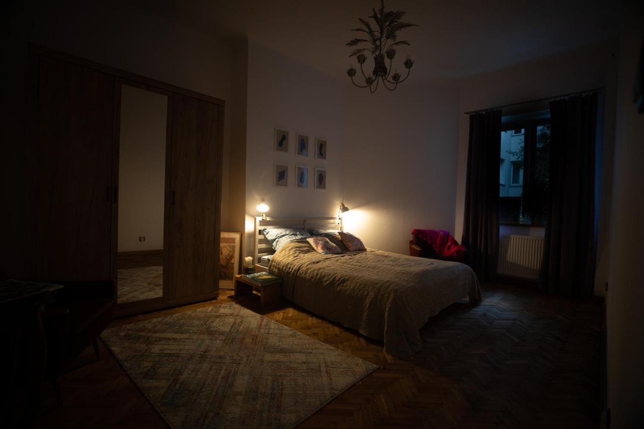 Warsaw Concierge Miedziana Apartment Luaran gambar