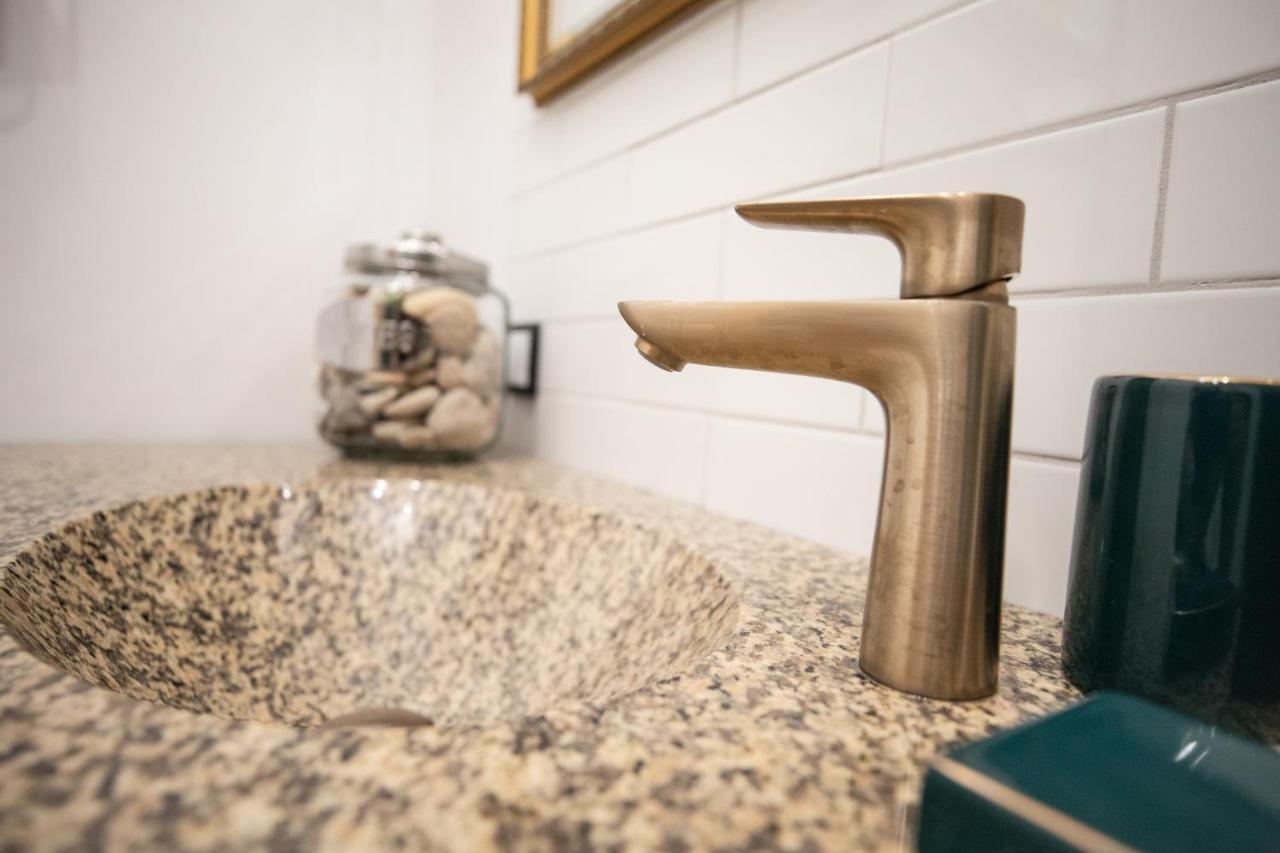 Warsaw Concierge Miedziana Apartment Luaran gambar